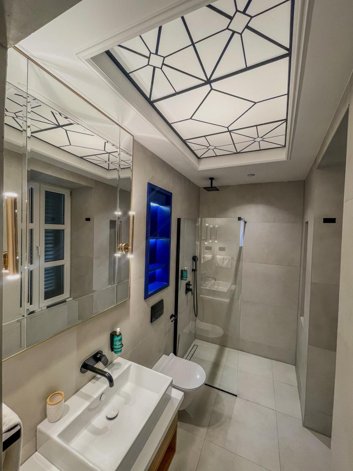 קוטור Hive Luxury Suites By Mn Property מראה חיצוני תמונה