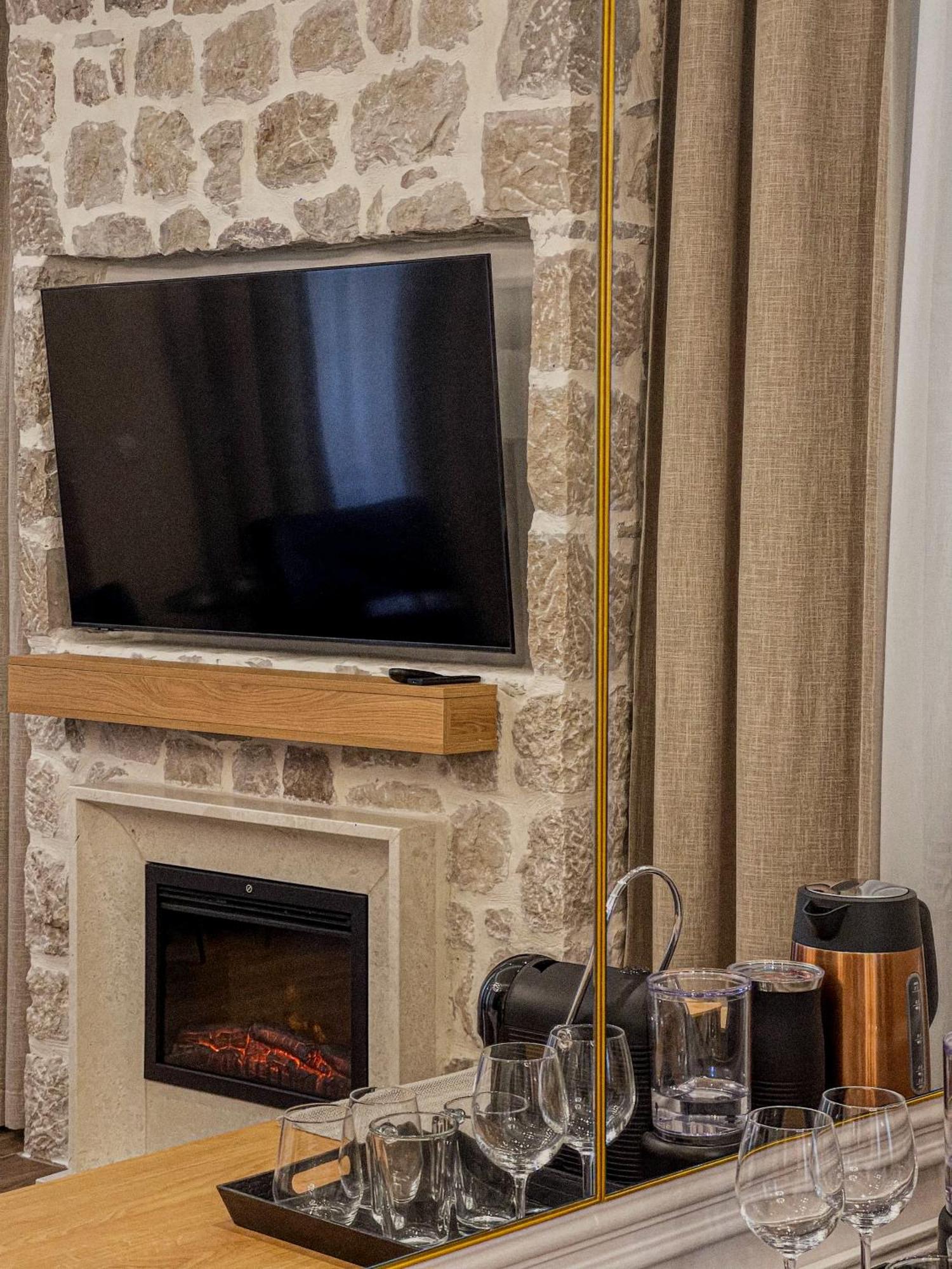 קוטור Hive Luxury Suites By Mn Property מראה חיצוני תמונה